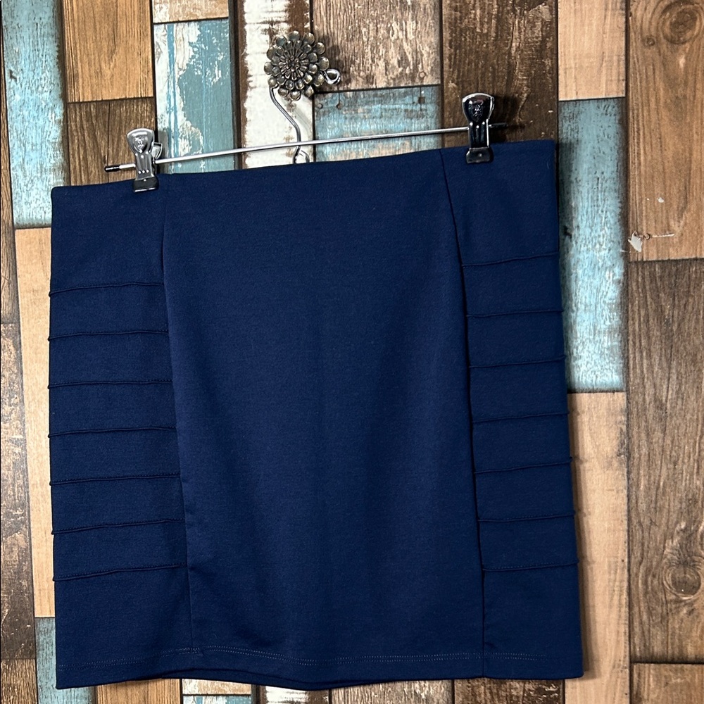 Navy layered side Pencil Skirt - Picture 8 of 9